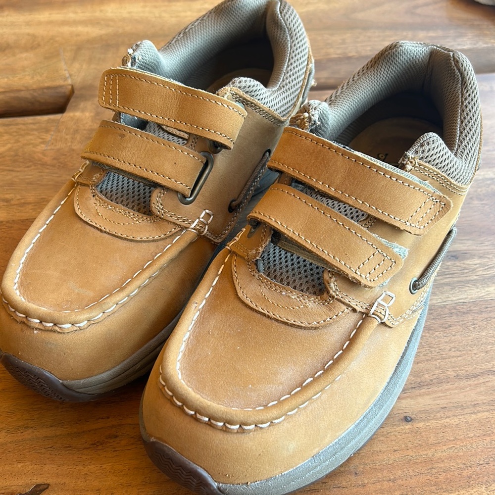 Men’s leather shoes